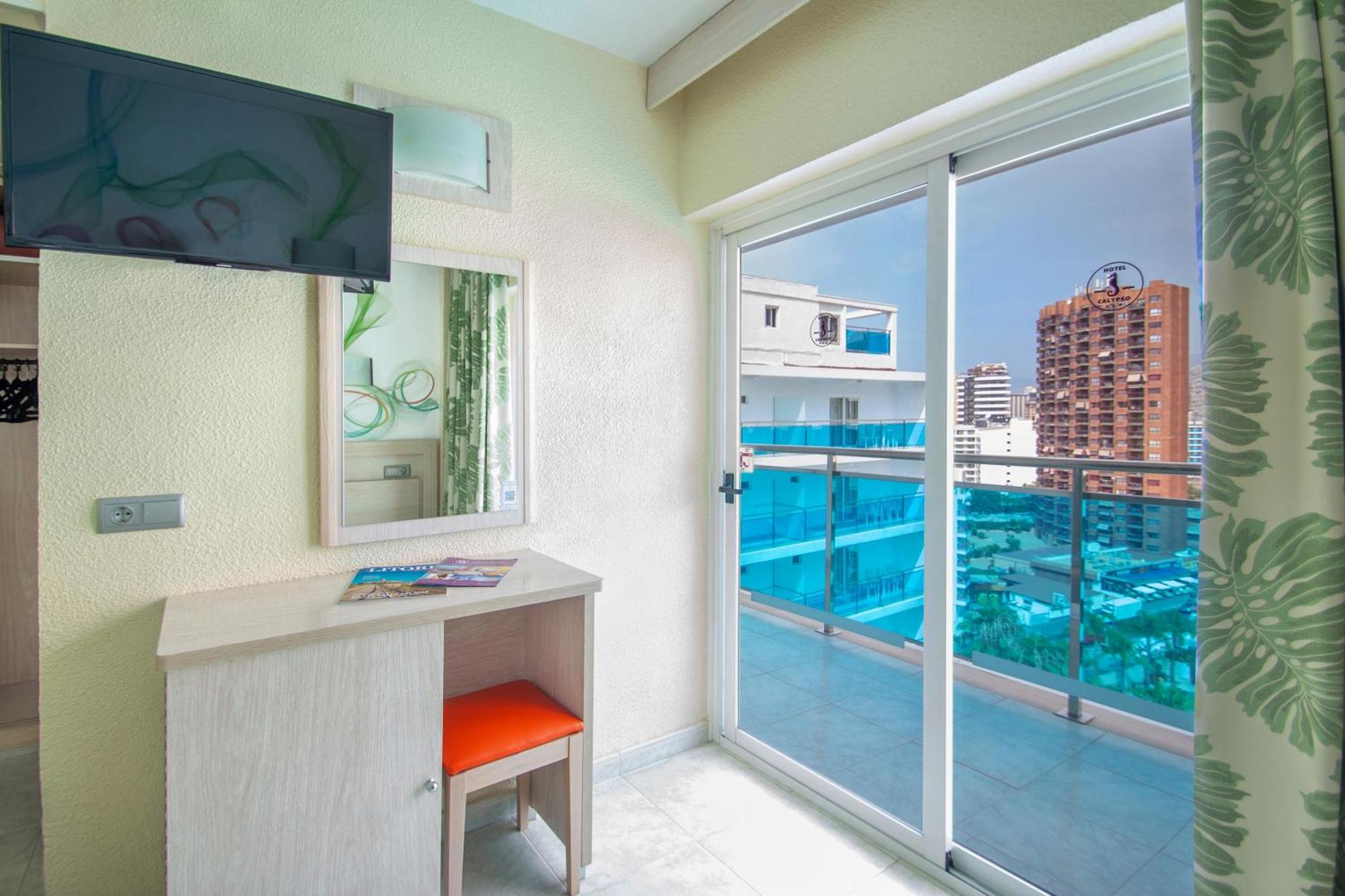 Hotel Servigroup Calypso Benidorm Rom bilde